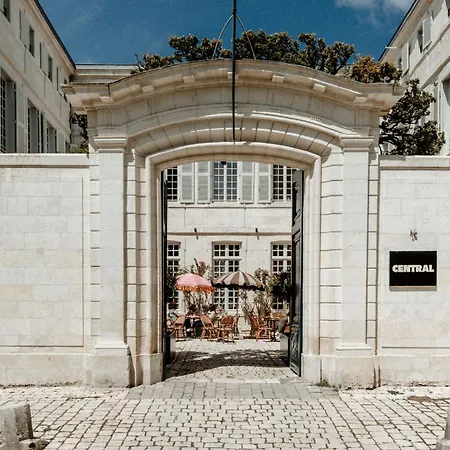 CENTRAL Hôtel La Rochelle Centre-2