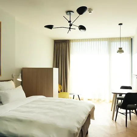 Hood House Kassel - Volldigitales Serviced Apartment-3