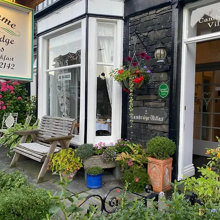 2 Cambridge Villas B & B-3