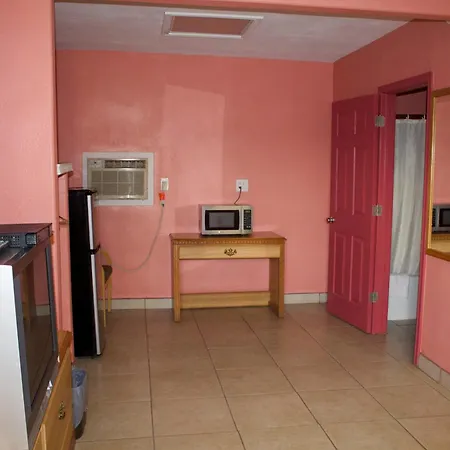 Bel-Air Motel-2