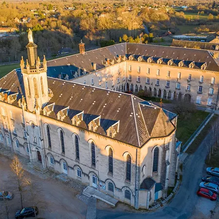 Le grand couvent de Gramat-3