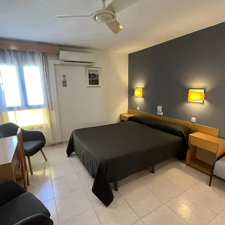 Hostal Tarrés-3