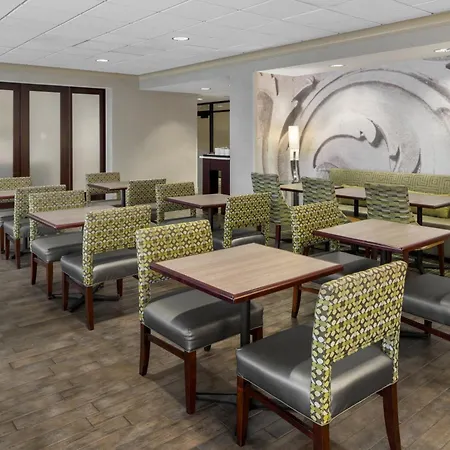 Hampton Inn Rochester - Irondequoit-3