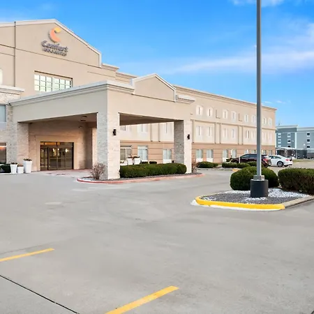 Comfort Inn & Suites Decatur-Forsyth-2