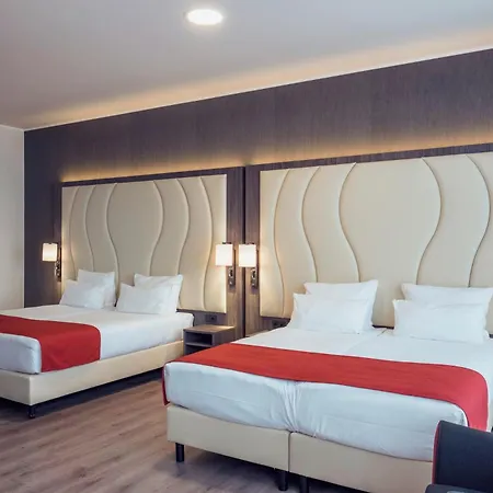 Plaza Premium Den Haag City Center-2