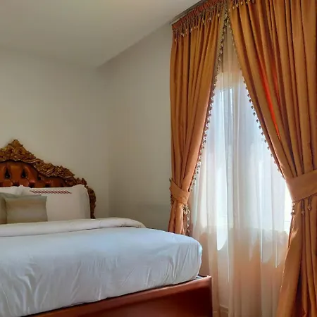 Catherine Villa-3