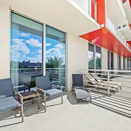 Hollywood Studios Condo Costa-2
