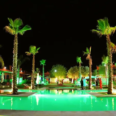 Whisper Hotel-3