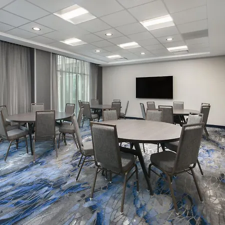 Fairfield By Marriott Inn & Suites Orlando At Millenia-2
