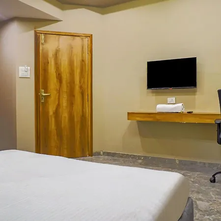 Fabhotel Nest Inn-2