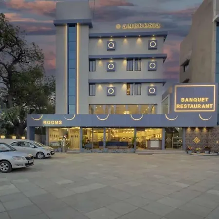 The Grand Hotel Anand-3