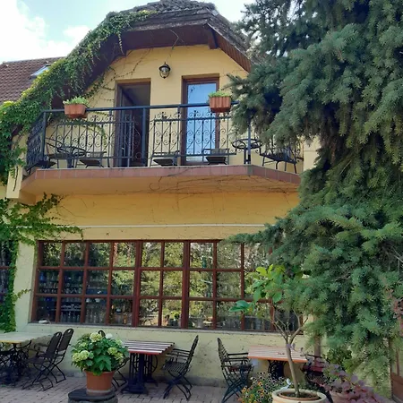 Péter Pál Panzió-2