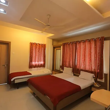 Hotel Sai Prarthana Inn-3