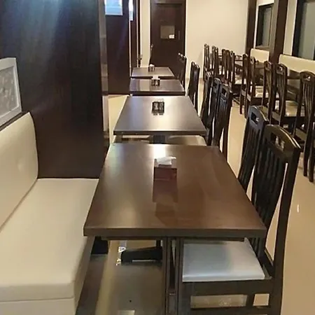 Hotel Tu Casa International Near Delhi Airport-2