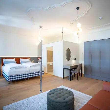 Maxim Suites By Elias Holl-2