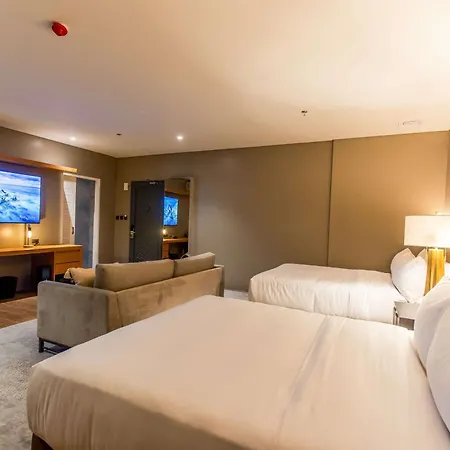 Brittany Hotel Villar City-3