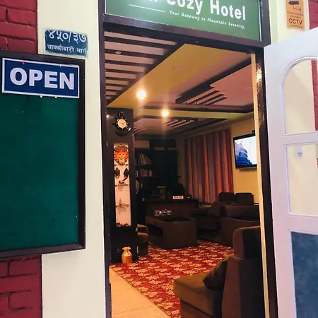 Yeti Cozy Hotel-3