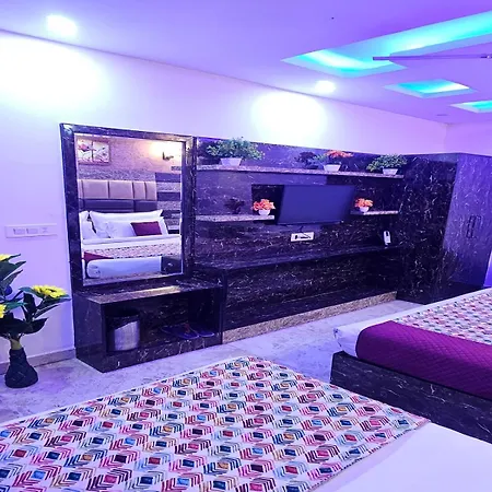 Hotel Tu Casa International Near Delhi Airport-3