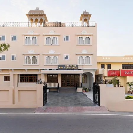 Hotel The Royal Courtyard-2