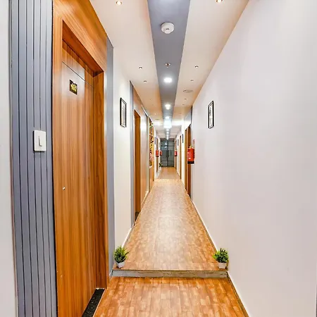 Fabhotel Max - Nr Aditi Hospital 120M-2
