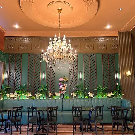 Clark Cu Hotel-3