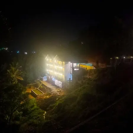 Munnar Misty Blow-2