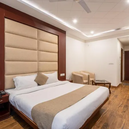 Shining Hills By Lawrence Hotels-2