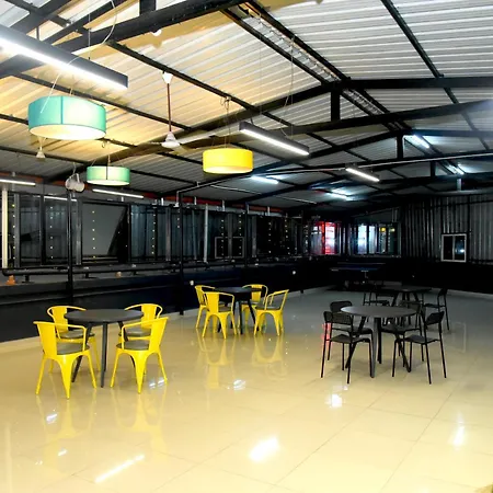 Hotel Aradhya Inn Deralakatte-3