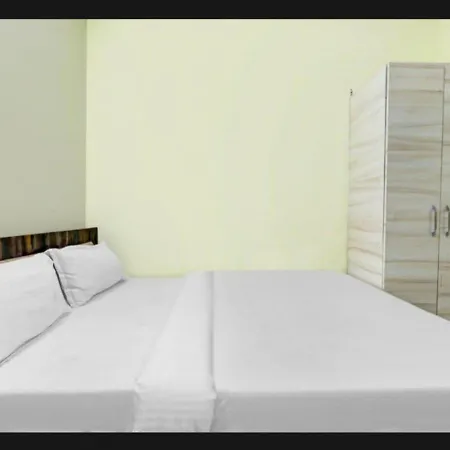 Hotel S.N.A. Grand-2