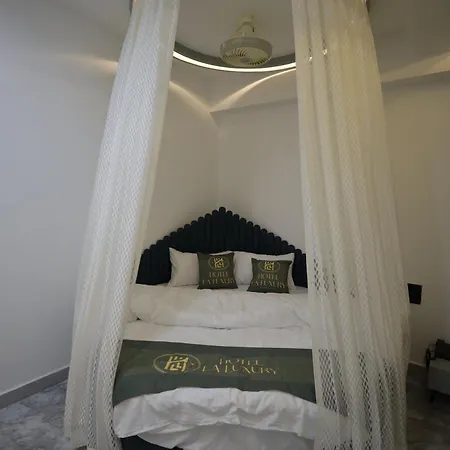 Hotel La Luxury-2