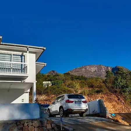 Skylark Holidays Premium-3