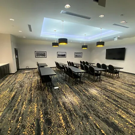 La Quinta Inn & Suites By Wyndham Yucaipa-3