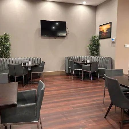 Skyline Hotel Detroit Airport, Surestay Collection By BW-2