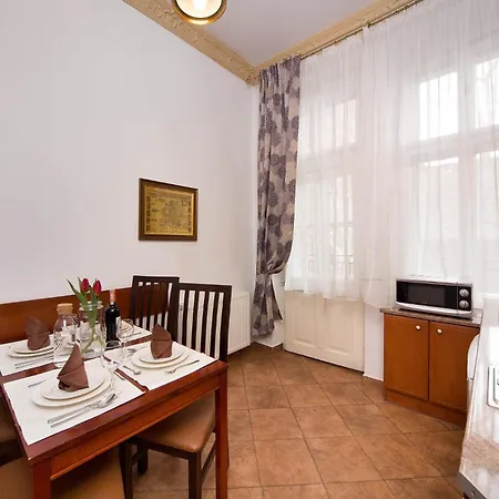 Ventus Rosa Self Service Apartments-2