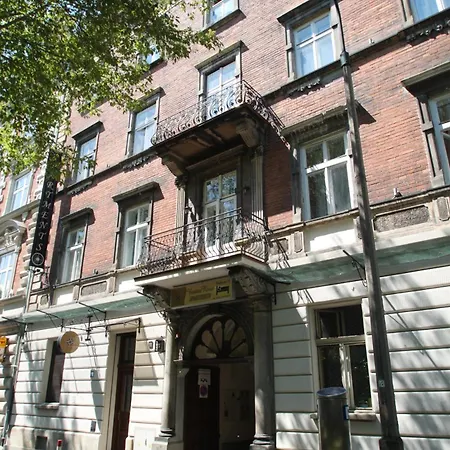 Ventus Rosa Self Service Apartments-3