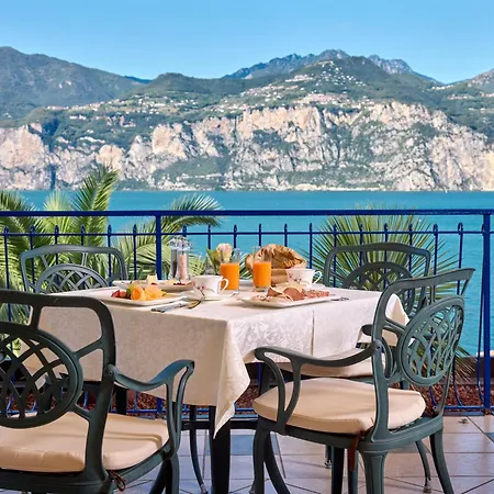 Hotel Capri-2