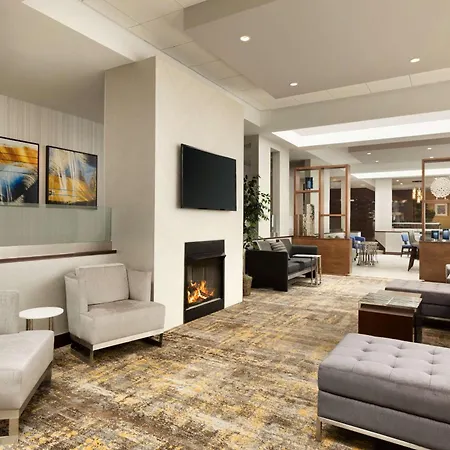 Doubletree By Hilton Bradley International Airport-3