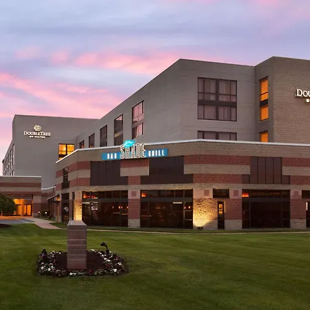 Doubletree By Hilton Bradley International Airport-3