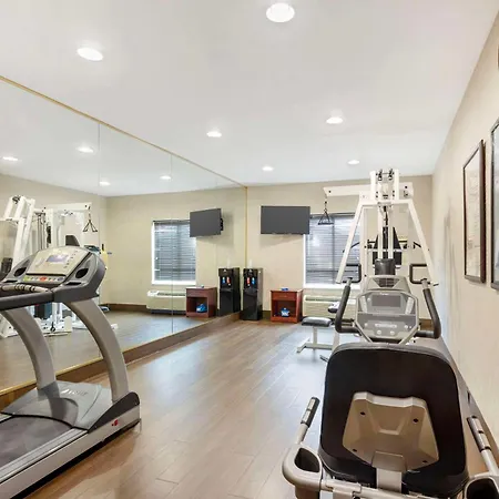 Comfort Inn & Suites Carneys Point - Pennsville-3