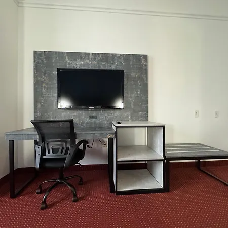 Fairbridge Inn & Suites Cleburne-2