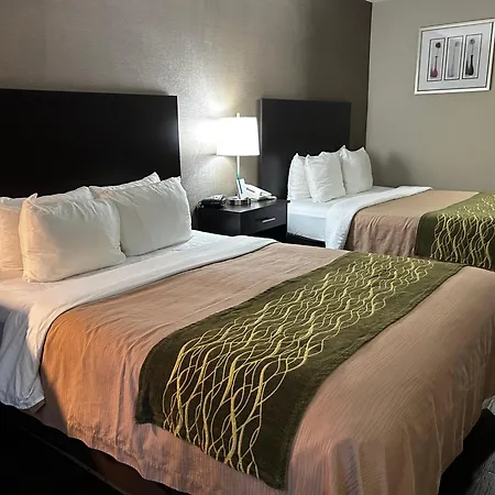 Quality Inn Goodland I-70-2