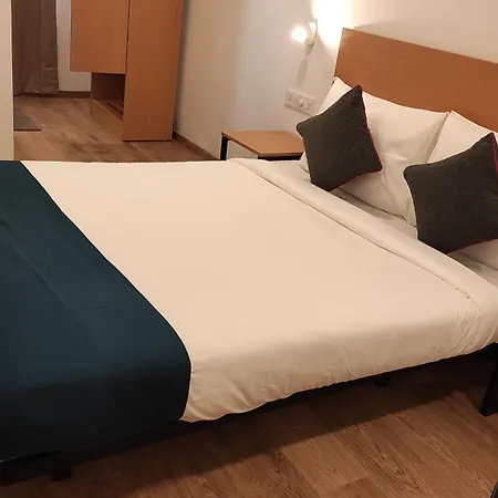 Crayons Hotel-3