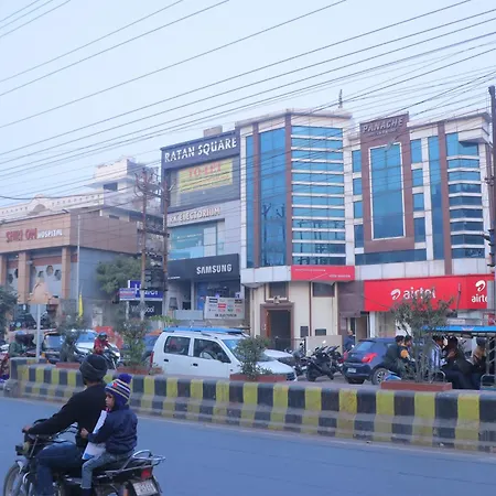 Hotel Panache 500 Mtrs From Shri Krishna Janma Bhumi Teample-2