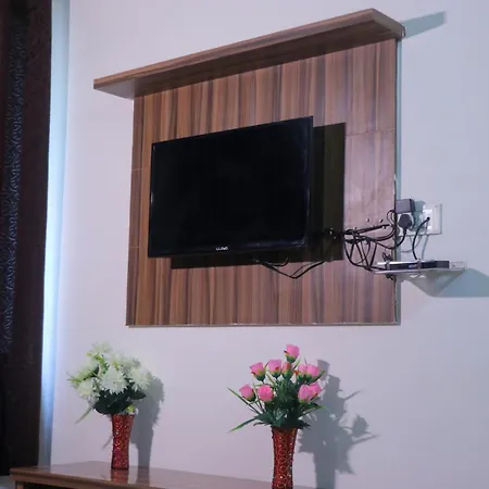Hotel Panache 500 Mtrs From Shri Krishna Janma Bhumi Teample-3