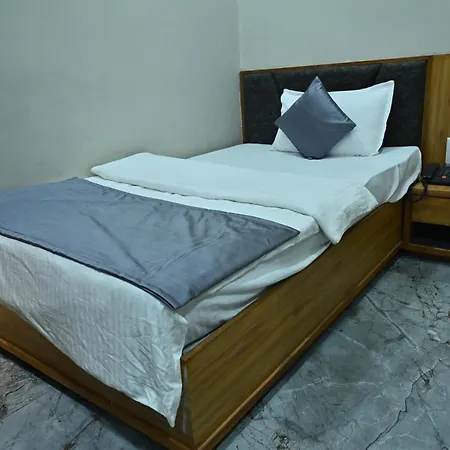 Hotel Sury Villa-3