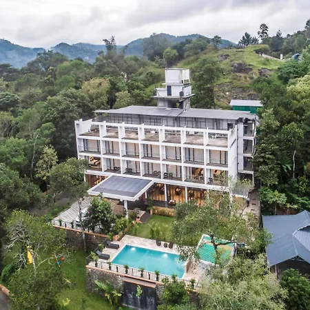 Wild Avenue Resort & Spa-3