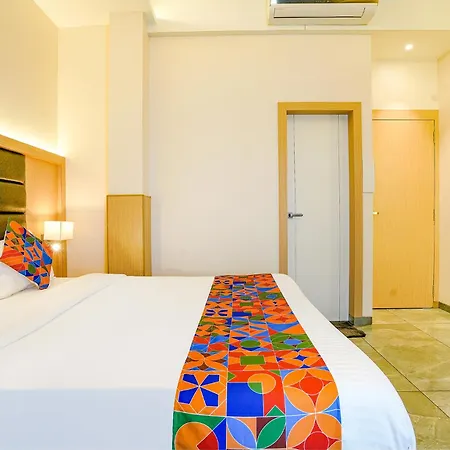 Hotel Landmark Aura-3