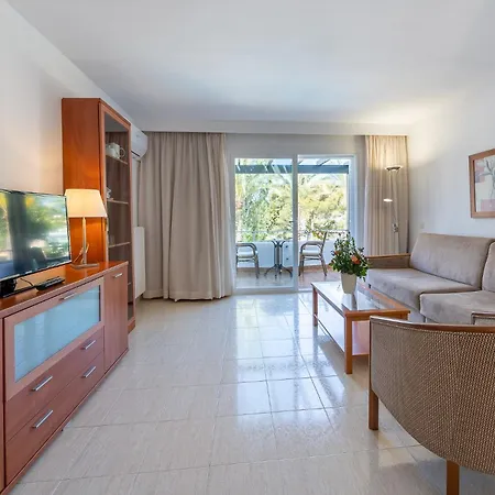 Apartamentos Los Tilos-3