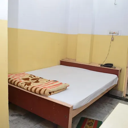 Hotel Savitri-3