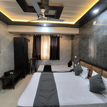 Hotel Goyal Palace-3